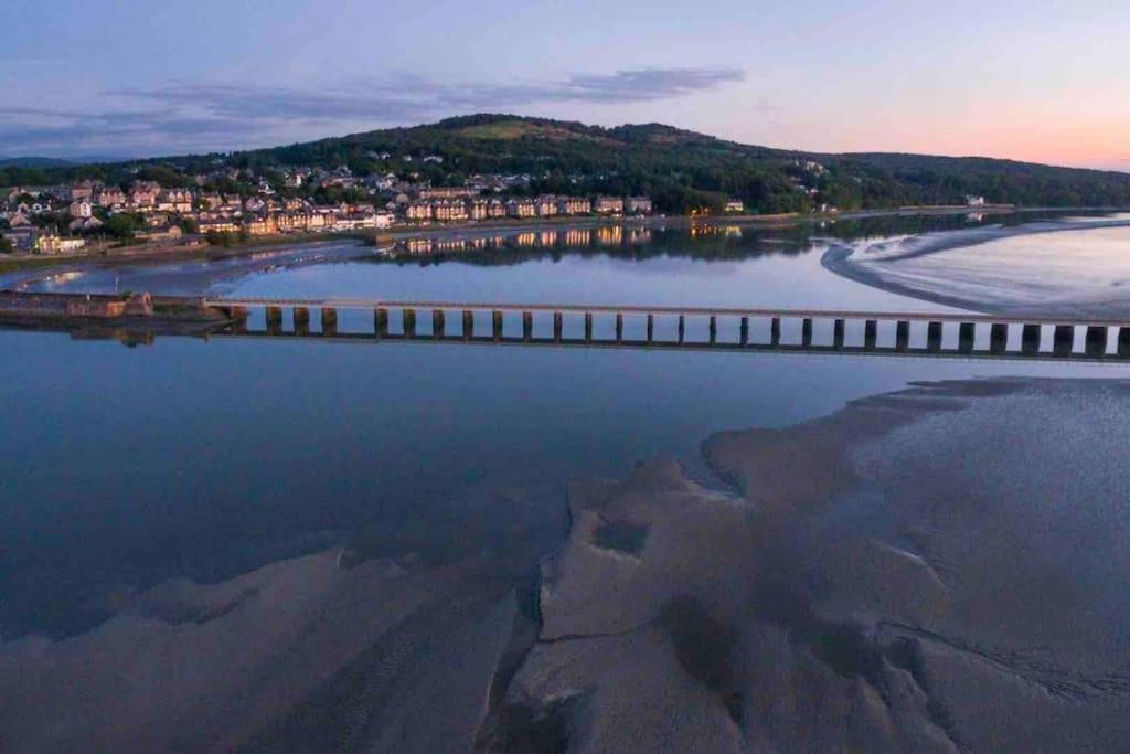 Watersedge Retreat, Views, Sunsets, Dogs Welcome Sandside  Exterior foto