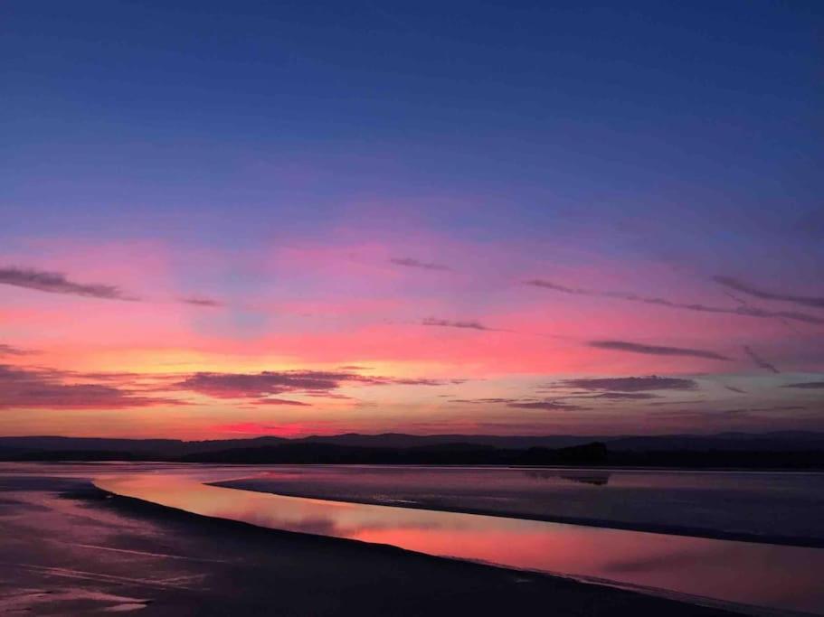 Watersedge Retreat, Views, Sunsets, Dogs Welcome Sandside  Exterior foto