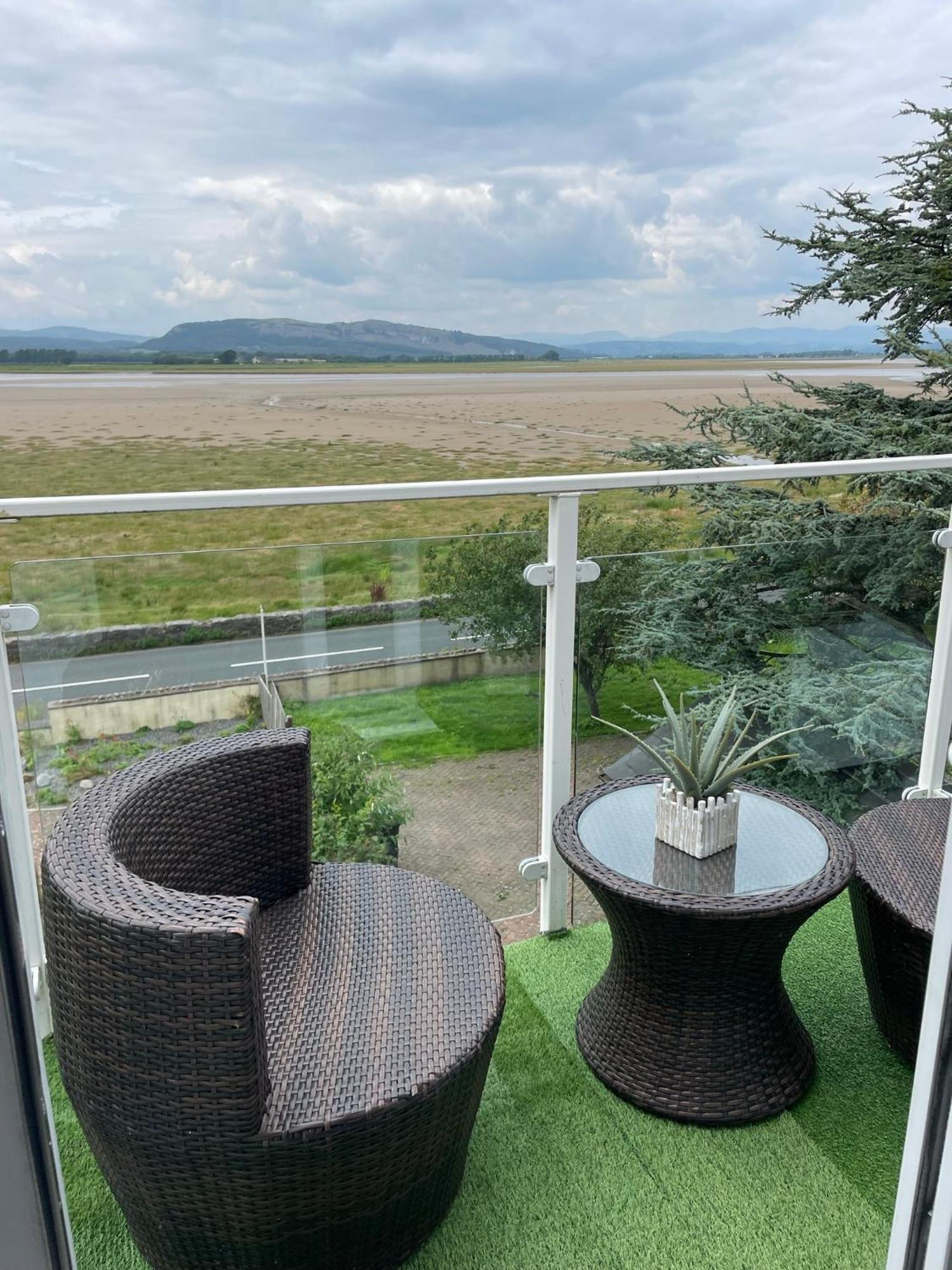 Watersedge Retreat, Views, Sunsets, Dogs Welcome Sandside  Exterior foto